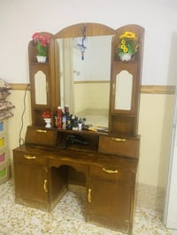 للبيع / مرايا نظيف ب ٤٠ 07515066316