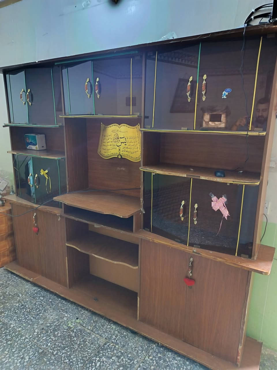 السلام عليكم
معرض للبيع بحالة جيدة مامستخدم هواي ب ٢٠ سنه ونظيف ***********
