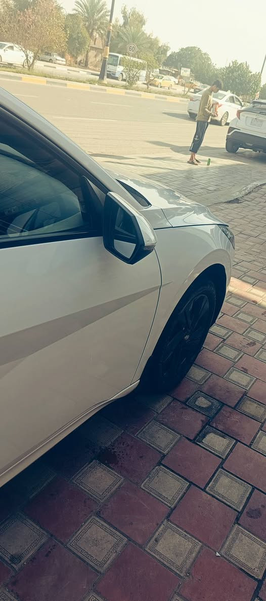 من رخصة مدير الگروب /للبيع الانترا 2021 لون ابيض خليجي مكينه,2000السياره جديده  جاهزه من كلشي/مطلوبه للمصرف استقطاع مباشر  صاحبه بكربلاء   /السعر 140وبيه مجال ***********
