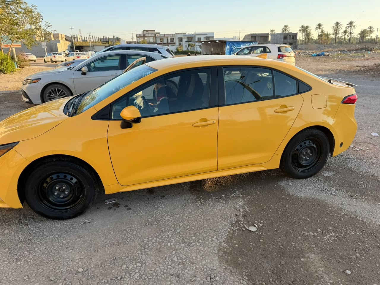 كورلا 2020للبيع
سياره جاهزه من كل النواحي 
صدرها تايارت جديد ضررها جملغ فقط
سونار بل منشور صور الضرر بلمنشور 
سياره داخلها لونين المرغوب صبغها وعضمتها يخبل احله من الصور السياره منضومه غاز 
السعر 155 بي مجال اتصل وتدلل ***********
