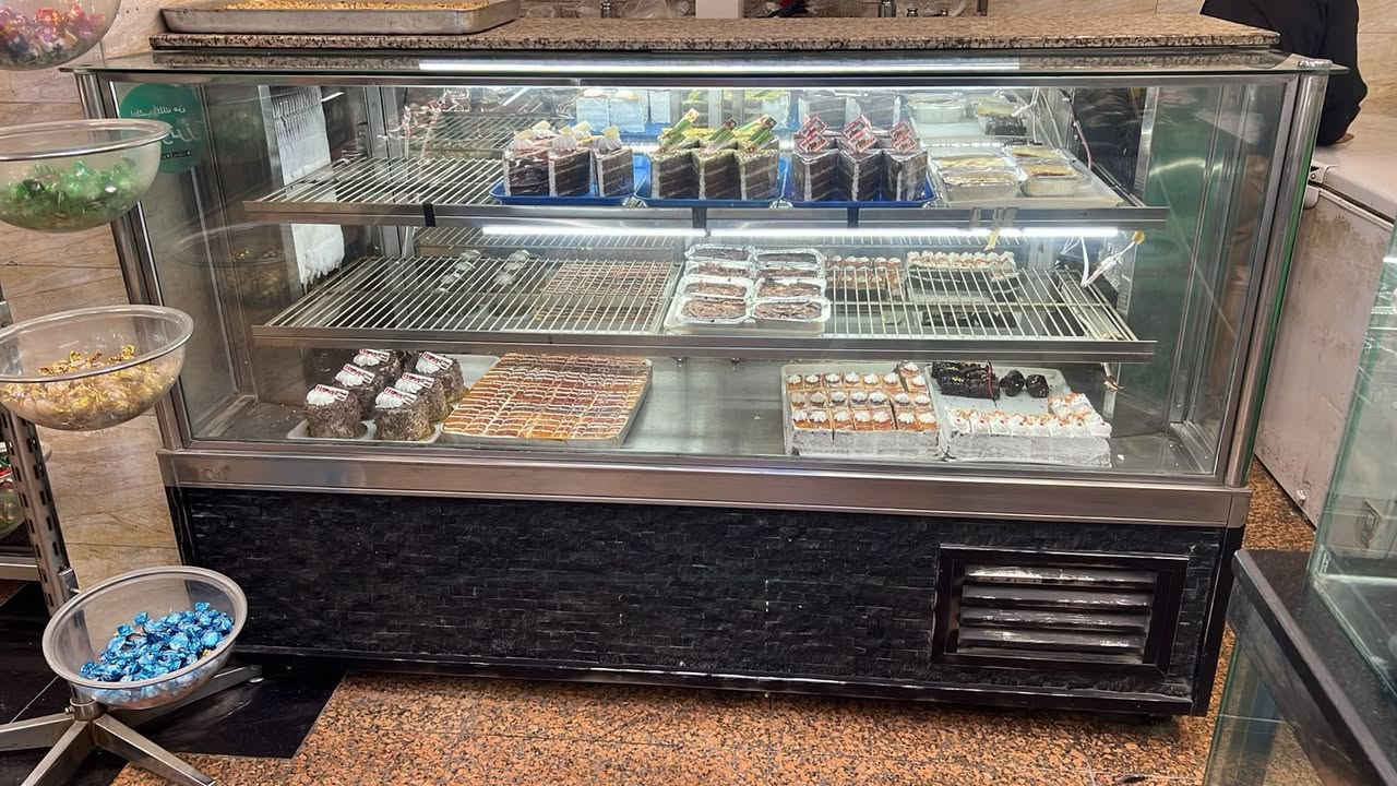 السلام عليكم برادات عارضات كيك للبيع نظيفات وشغالات


**إذا كنت صاحب هذا الإعلان وتريد حذفه لأي سبب، رجاءا أرسل رسالة إلى الدعم الفني**