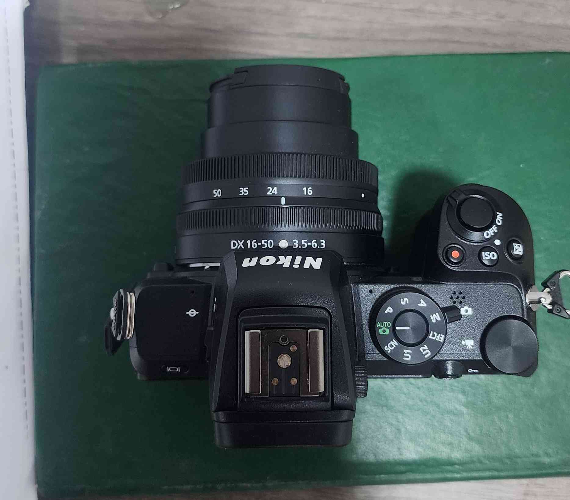 كامرا نيكون Z50
Nikon Z50
سعر مليون ونص 
مكاني البصرة 
***********
