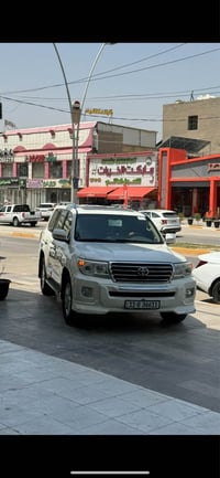 لاندكروز بريمي • ٢٠١٣ • ١٤٨٠٠٠