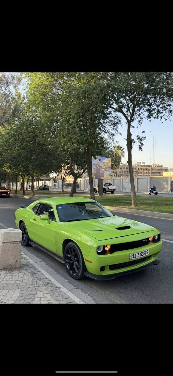 اللهم صلي عل محمد وال محمد
دوج جالنجر لون تفاحي (مميز)
Sxt 23 مديل
الحادث جاملغ وبنيد عكس سايق السياره كلش نضيفه مابيه اي قص صدر جديد قبل شهر مبدله ربع متصرف عليه
السعر 215 وبيه مجال ان شاء اللّٰه مكاني بغداد رقم تواصل ***********
