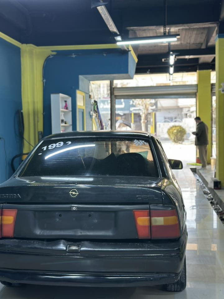 ئۆپڵ ڤیکترا
مەکینە ١٦
بێ دەعم بێ لێدران
موس و بڕاوە بەشەرت
گێڕ و مەکینە بە شەرت
تەبریت گەرمی بەشەرت
کارەبای کامل کامل مەزبووت
هەتا گێچی کیلۆمەتریش مەزبووتە 
٤ تایەی لۆکی لەژێرە
تەقە و ڕەقە بەشەرت 
سعری ١٣ گەڵاو مەجال
0750 171 5950
