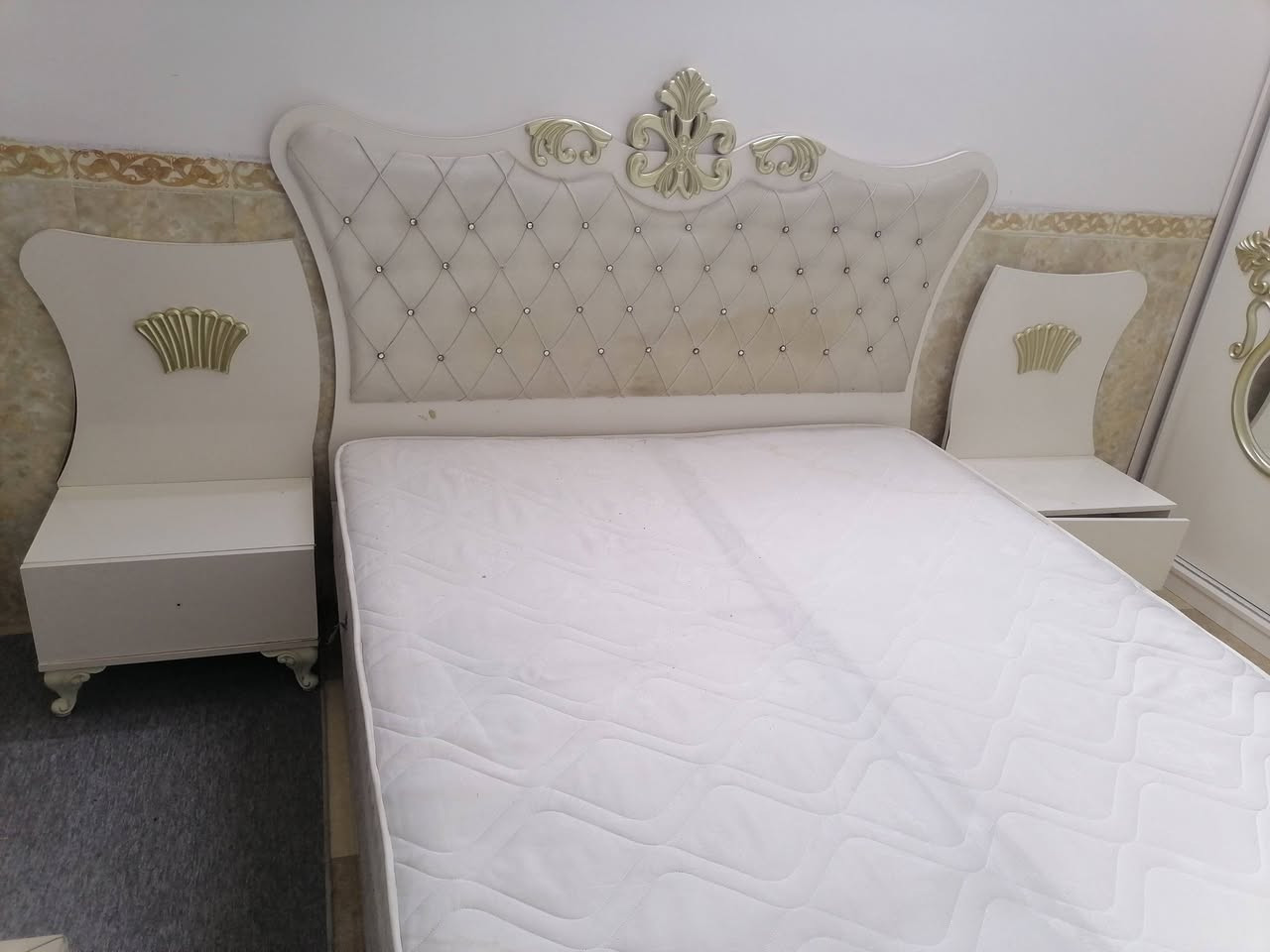 غرفه نفرين 6 قطع مع دوشك عنوان زانكو99 تلفون اتصال واتساب فايبر ***********
