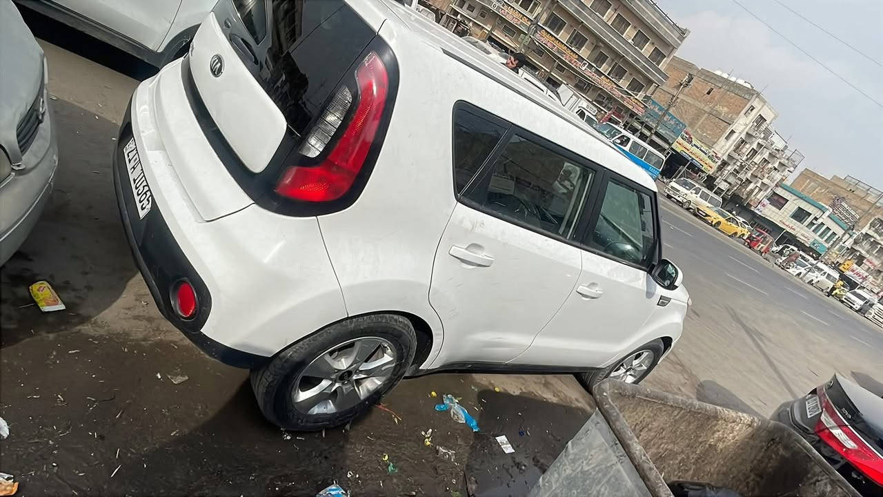 السلام عليكم صول م 2018 ابيض كفاله عامه فقط جاملغ مبدل ربع البنيد مصلح 1600 رقم سليمانيه ب اسمي ابيع اقصاد حصره موظف او منتسب من بغداد اعتذر من اخواني الي كسبه والي مو من بغداد 
موجود واتساب 
***********
