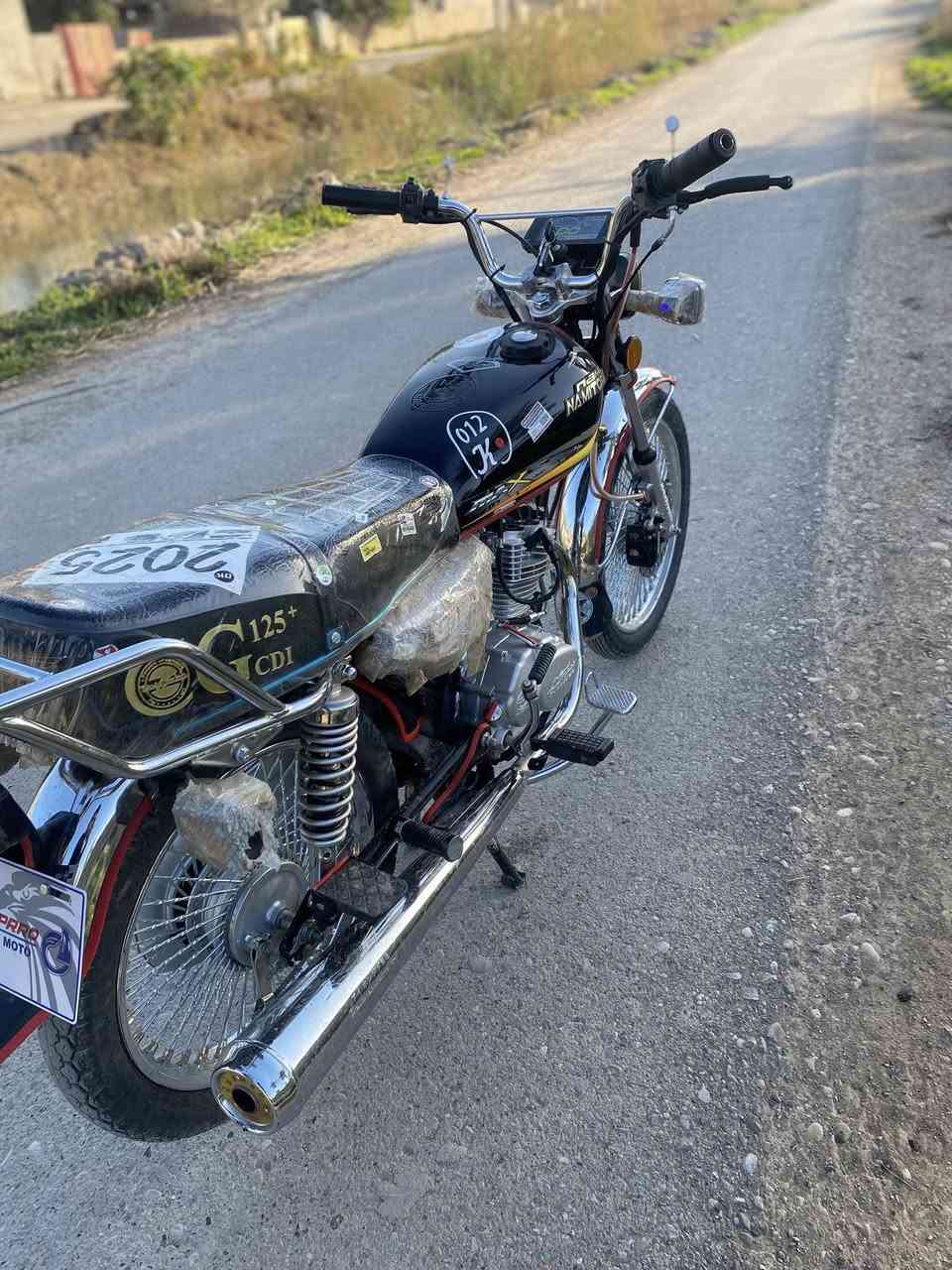 السلام عليكم للبيع نامي برو 2025كفاله عامه السعر 700 وبي مجال مكاني شهربان رقم الهاتف
***********
