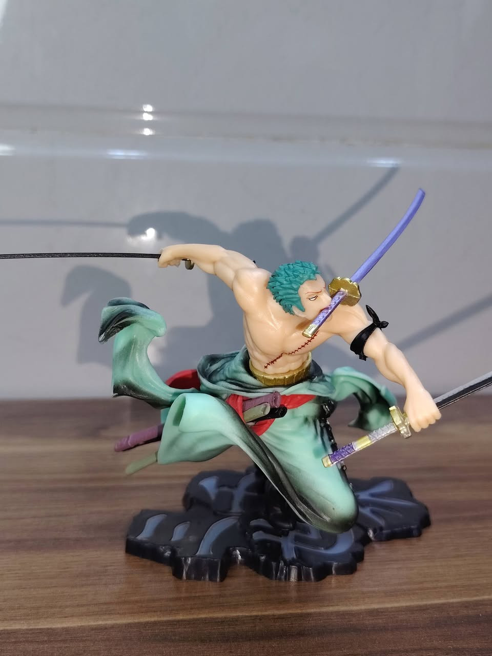 السلام عليكم
مجسم شخصية مانجا زورو رورونوا حجم 17 سم بلاستك 
بي ڤي سي
 3 سيوف متحركة 
متوفر قطعتين كبس شركة مامفتوحات 
القطعتين ب25 الف مع التوصيل سعر نهائي لطفاً🌸


**إذا كنت صاحب هذا الإعلان وتريد حذفه لأي سبب، رجاءا أرسل رسالة إلى الدعم الفني**