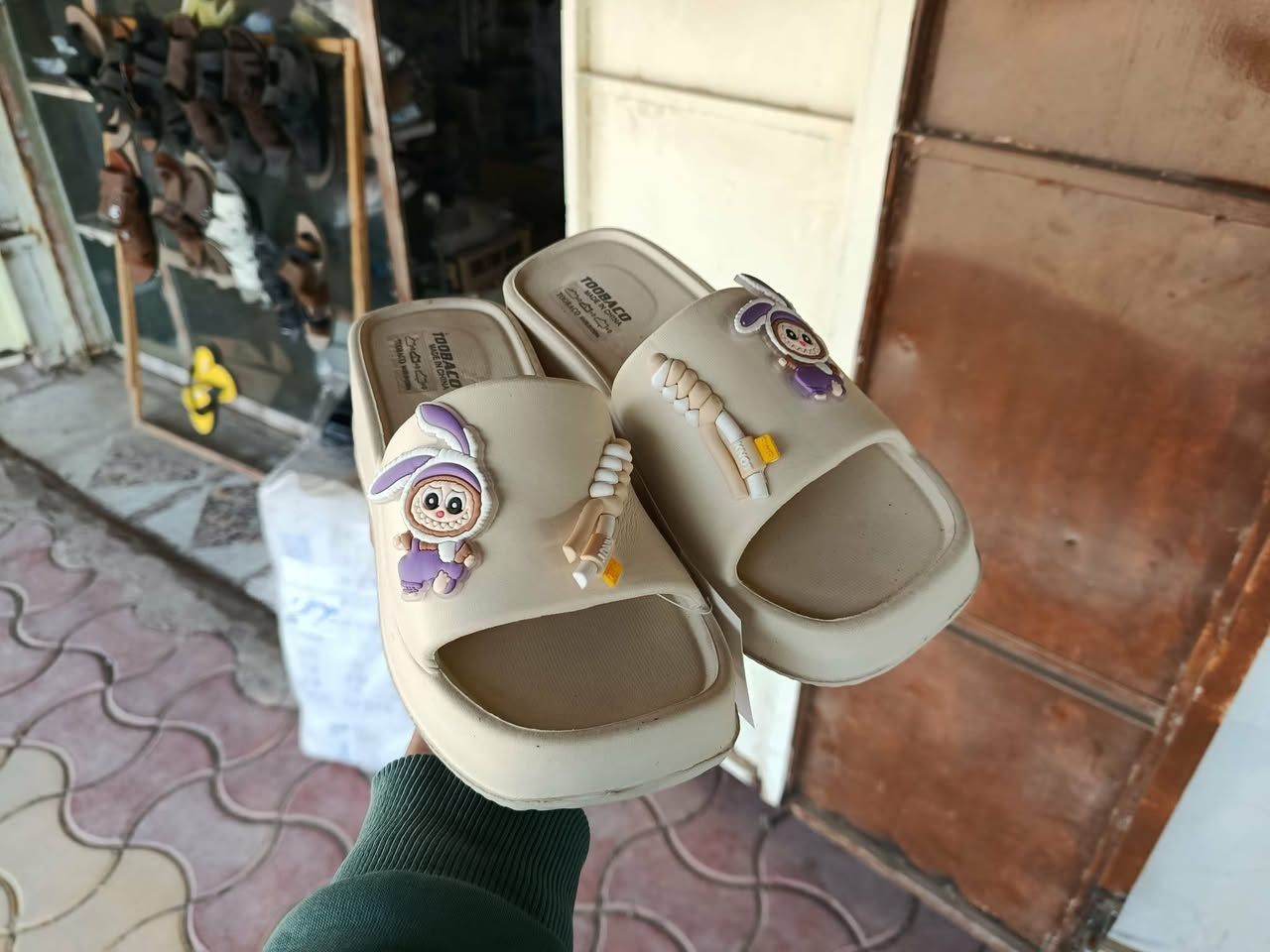 السلام عليكم 
بسم لله وعلى بركة الله

#مسواك_جديد

شحاطات نسائية + طبية قياسات من 36_42 

شحاطات ولادي + بناتي قياسات من 24_30ماركة

تراكسودات بناتي يلبس من عمر 10 _ 15

العنوان:ناحية الشورة القصبة
شارع الدوائر الحكومية
مقابيل دائرة بلدية الشورة

حياكم الله 🌿❤️


**إذا كنت صاحب هذا الإعلان وتريد حذفه لأي سبب، رجاءا أرسل رسالة إلى الدعم الفني**