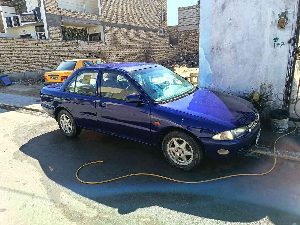 السلام عليكم برتون 2005 رقم قادسية باسمي سنوية ل 28 مكينه جديده كابريتر جديده وصبغ عام جديد سياره كاعده ب 45.           ***********
