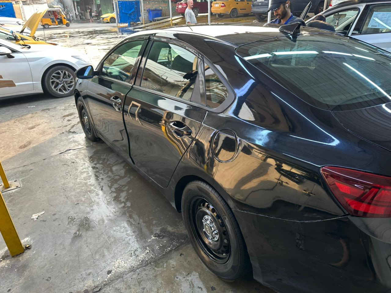 السلام عليكم
فورتي مديل ٢٠٢٠  الحادث موضح كدامك ماشية ١٠١
المحرك يقره بالسونار مفتوح 
السعر ١١٠ بيها مجال 
***********
