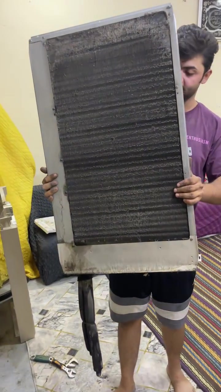 ورشه لاخوين صيانه موقعيه (نجيك للبيت )
غسل سبلت عامودي وجداري 💧
تنصيب جميع لاجهزه صيانه سبالت 🔧🛠️
موقع الورشه زعفرانيه شارع المعهد  تواصل ***********

