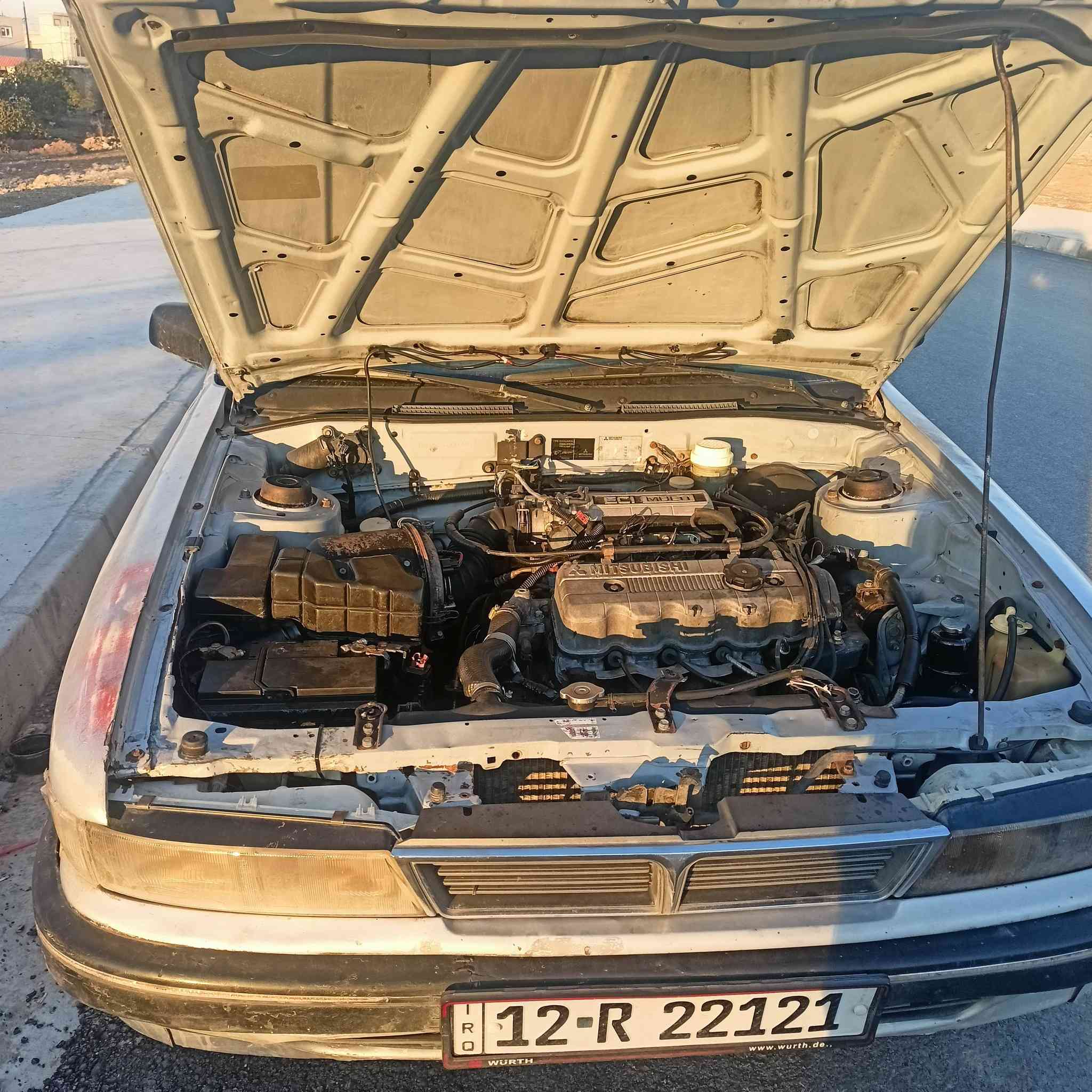 كلاند موديل1992 سنوية الئ 2030. مابية صبغ. مكينة كير شرط وشرط التحويل السعر 34 بيها مجال شي قليل غير متواجد على فيس ***********
