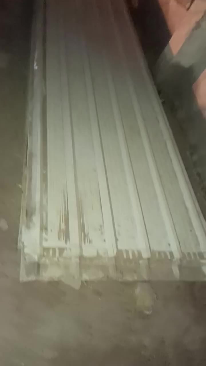 جينكو ٩ متر.    0.6.  0.5 طلب خاص من المعمل ثقيل   وحديد مستخدم مليمين. ستندر واكو قطع   
***********
