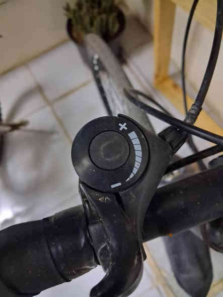 بايسكل للبيع نظافه ٩٠%
نقص عكرب تبديل كلة بلاد 
السعر ١٥٠ بي مجال قليل 
للتواصل اتصل على الرقم 
***********
