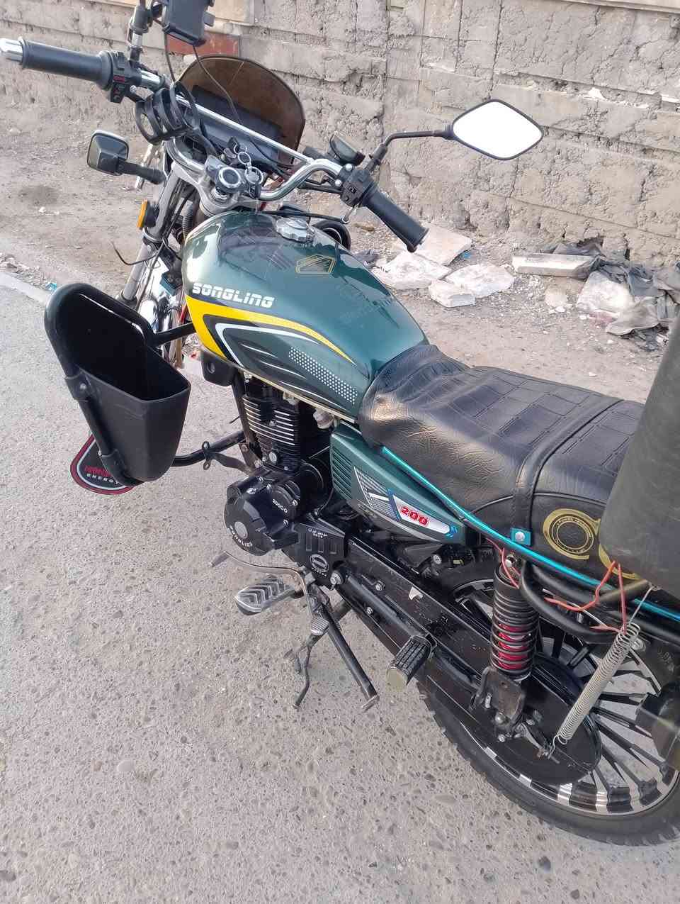 سلام عليكم دراجة سونك 5كير كفالة عامة مديل 2026سعر 800 دراجة نضيف كلشي ماشيه 9000 تواصل مازنجر


**إذا كنت صاحب هذا الإعلان وتريد حذفه لأي سبب، رجاءا أرسل رسالة إلى الدعم الفني**