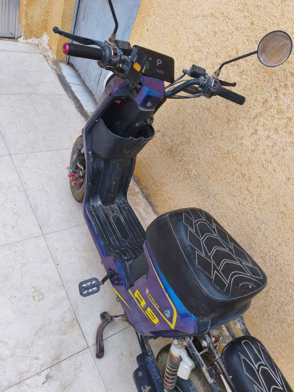 السلام عليكم دراجه شحن مكاني بصره سعر 350 وبيها مجال ***********
