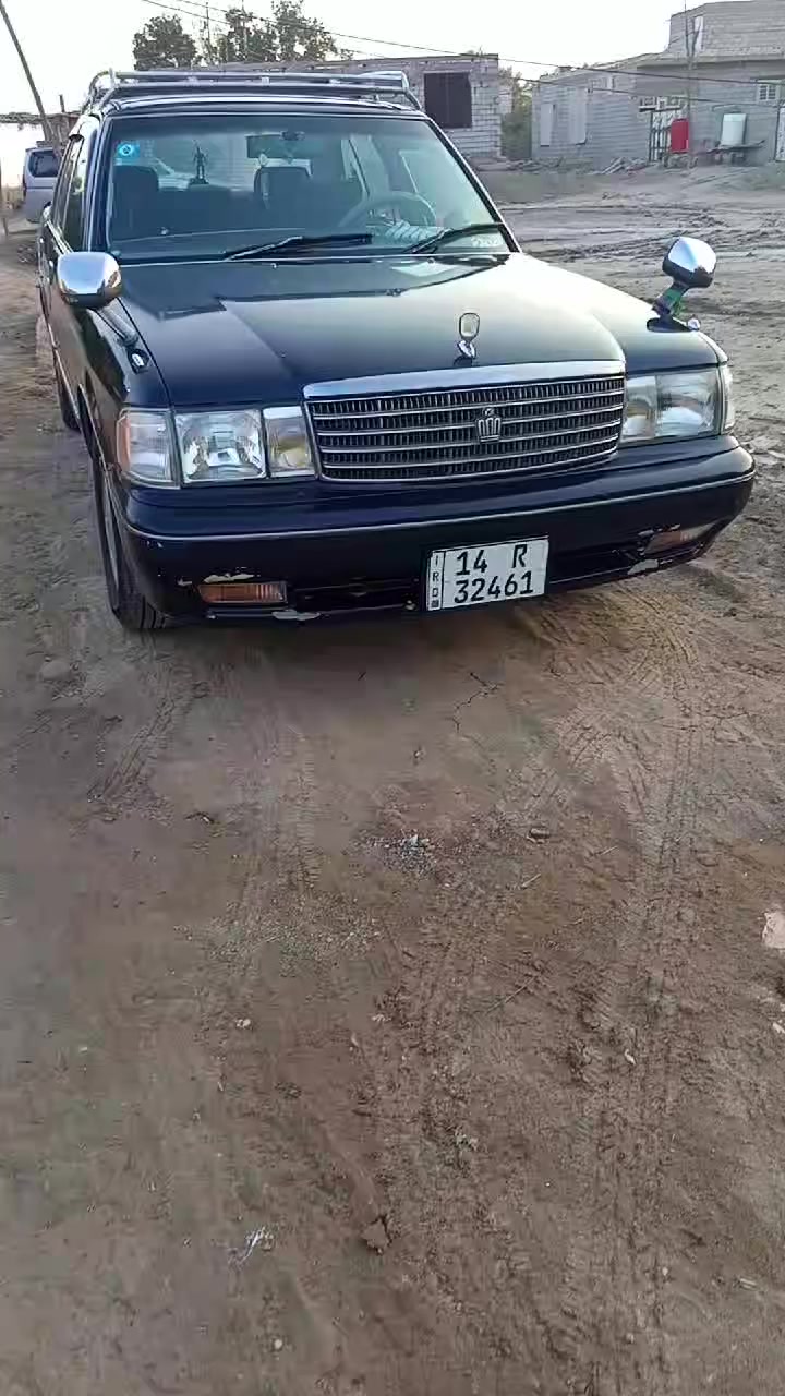 سلام عليكم ارنب موديل 2000  كاردن قطعتين رقم بصره نكليزي سنويه 2030 سنويه اب اسمي  الستفسار اتصل  ***********
