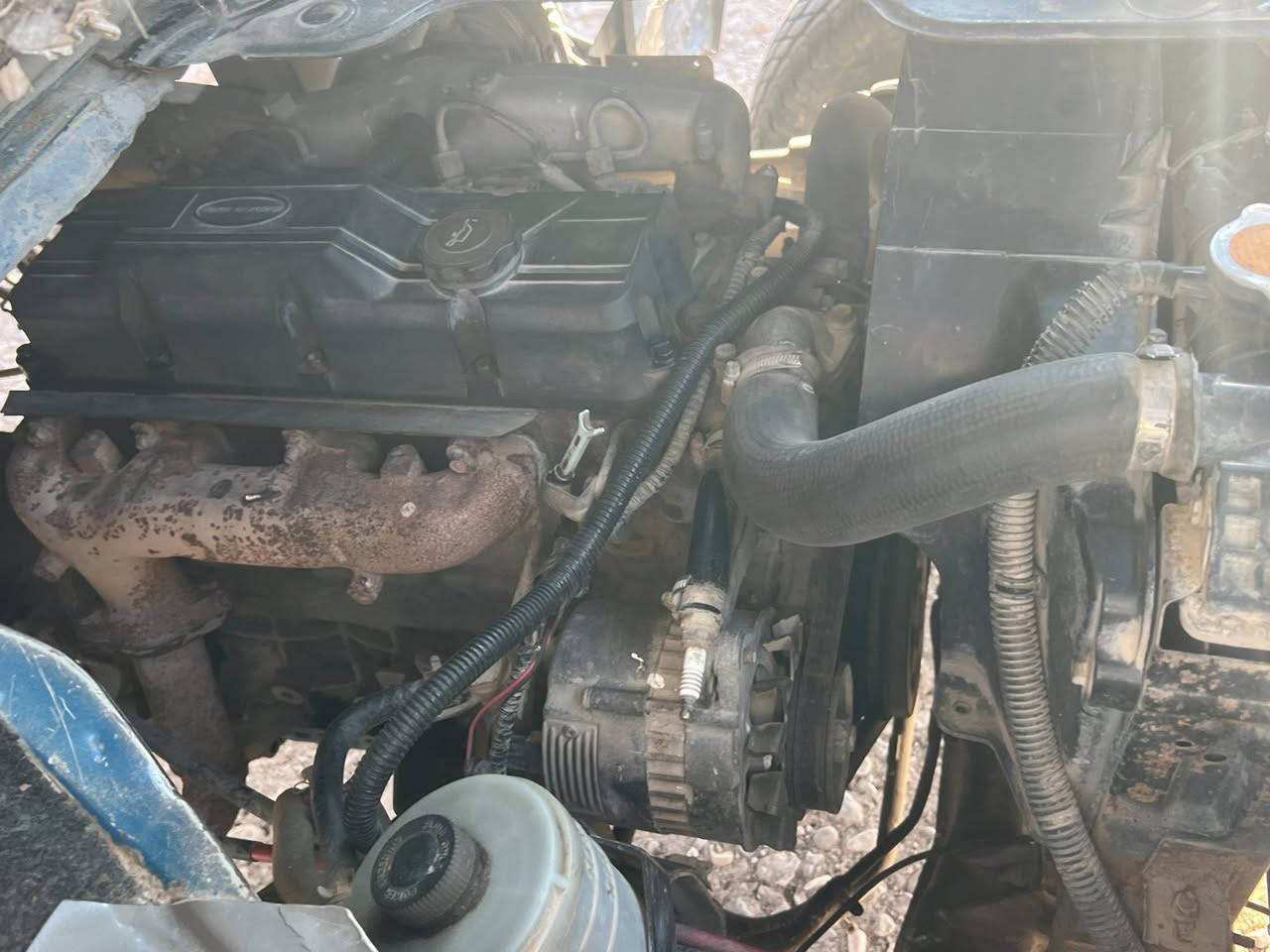 كيه فونتير  موديل 1998
رقم بغداد بسمي تحويل مباشر 
مكفول من كلشي 
مكينه 2700
الاتصال ***********
