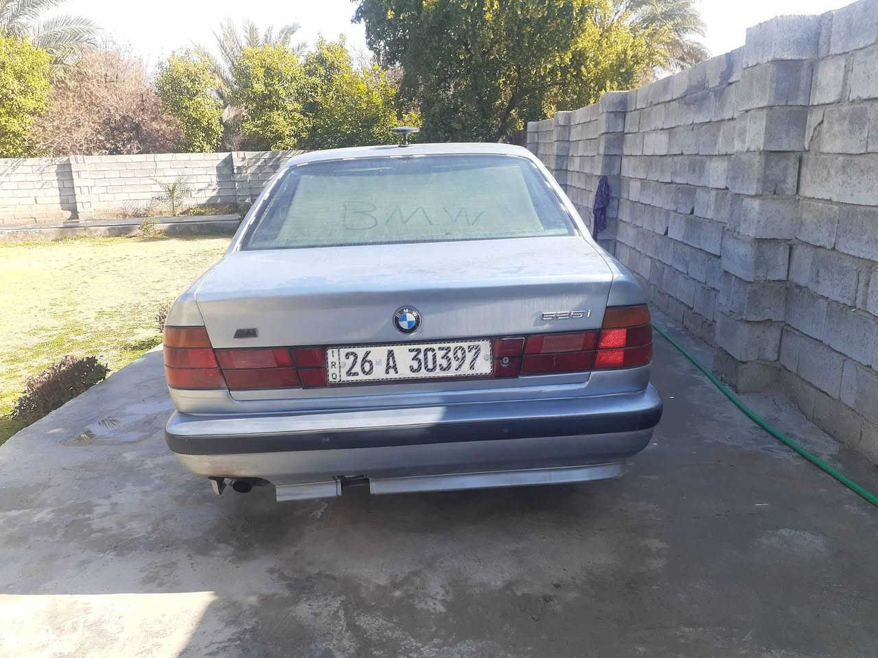 السلام عليكم BMW525 مفتوح كير محرك خير من الله متوازي علبيعها رقم انكليزي صلاح الدين غرفتها ٨٠ بالميه حلوه رايدها ٤٠ وبيها مجال للجناي ماقصر ان شاء الله وياه مكاني صلاح الدين الضلوعيه رقمي ***********
