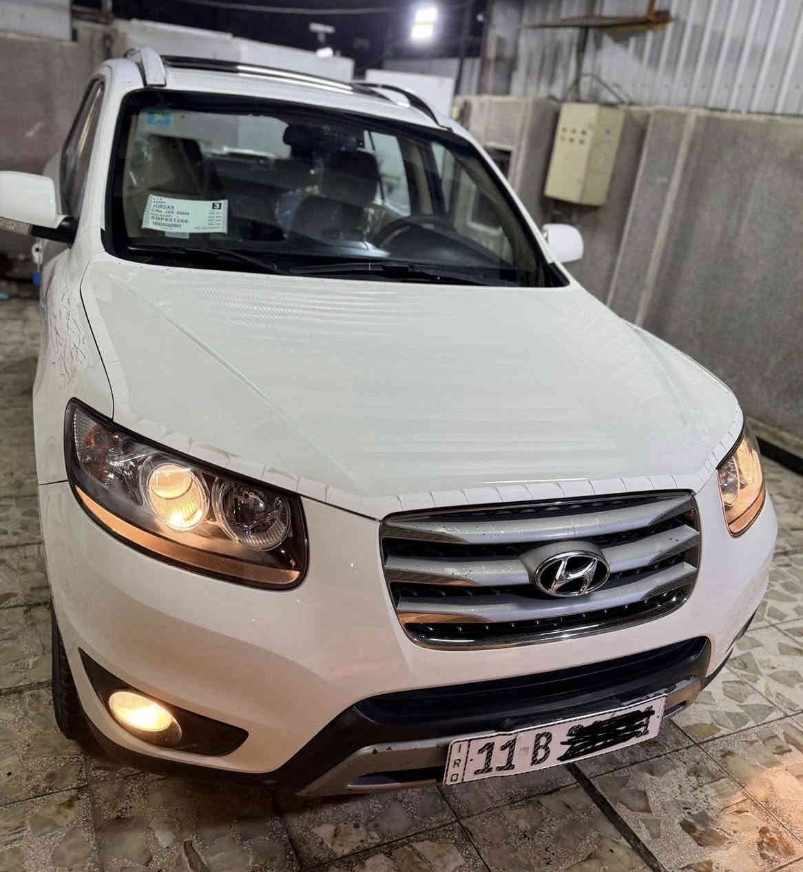 هونداي سنتافي  
٢٠١٢ 
فول ١/١ اعلى مواصفات الفول 
اعلى فئه بيهن جلد لونين 
بصمه عدد ٢ وبصمه بوب بصمه تشغيل 
فتحه سقف سلات روف شغال 
فور ويل دفع رباعي 
سته سلندر ٣.٥ سبعه راكب ٣ قطع تبريد فول سياره 
مكفوله سياره جديده جدا 
محرك ما مفتوح بلاد بدون بخار او صوت راجز او اي شي 
كير ما مفتوح مكفول من كل شي
رقم بغداد دولي جديد هزه جديده ماشيه سياره55  الف كيلو حقيقي فعلي 
جديده جدا كتلوكات الشركه فابلون الاصلي سبير منازل بسمي سياره وع ايدي استخدام بيت ونضيفه جدا جدا وبلواقع احله من صور تخم تاير صدر امامي خلفي تبريد حداديه تراي مالت زيرو شرط الفحص ‭***********‬
مكاني بغداد شراي يتصل ويدلل
***********
