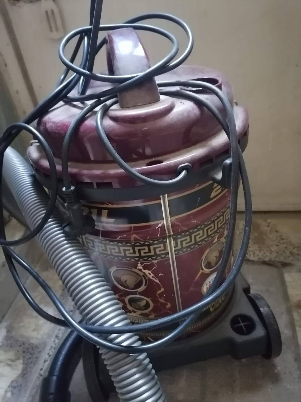 مكنسة كهربائية استعمال جدا قليل 
مكاني الاعظمية ٤٠ وبيها مجال بغداد, العراق


**إذا كنت صاحب هذا الإعلان وتريد حذفه لأي سبب، رجاءا أرسل رسالة إلى الدعم الفني**