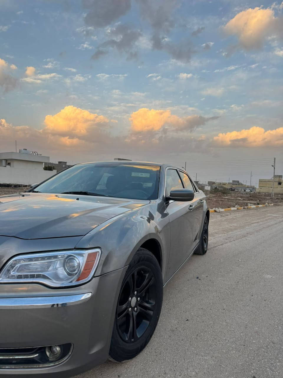 السلام عليكم اوباما ... ادوات
موديل ٢٠١٤ ... دخول جديد شرط بانزين شركه بعدها بيها ... مكينه ٣٦٠٠ ... مكينه كير حداديه تايرات تبريد كفاله ... داخلها بعده بريحة الشركه ... . سياره بدون ارقام ... بس ذا تريد ارقام انطيك وياها مو مشكله ... دخول جديد سياره ... مابيها صبغ فقط مكان كص ...
العنوان بغداد السعر ٦٠ وبيها مجال .شراي يتصل 
***********
