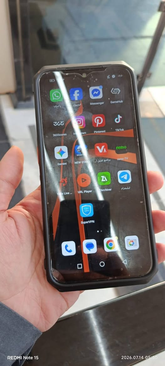 Ulefone Power Armor 19T* 💪📱
وحش الموبايلات الصلبة. هذا مال شغل قاسي وبر وتخييم

### *المواصفات الكاملة*

القسم التفاصيل

**المعالج** **Dimensity 8050 5G** 8 أنوية - قوي للألعاب

**الرام + الذاكرة** 12GB رام LPDDR5 + 256GB UFS 3.1 + يدعم ميموري لحد 2TB

**الشاشة** 6.58 انش FHD+ IPS 120Hz + Gorilla Glass 5 + سطوع 600nits

**البطارية** **22000mAh ضخمة** + شحن سريع 66W + شحن لاسلكي 15W + شحن عكسي

**الكاميرات الخلفية** 64MP رئيسية + **64MP رؤية ليلية** + **50MP كاميرا حرارية FLIR**

**الكاميرا الامامية** 32MP

**التحمل** **IP68/IP69K** ضد الماء والغبار + **MIL-STD-810H** عسكري ضد الصدمات

**مميزات اضافية** كشاف 1200 لومن, NFC, راديو FM, بصمة, زر مخصص, GPS دقيق

**نظام التشغيل** Android 13

**الوزن** 550 غرام - ثقيل

### *شنو يميزه عن باقي الموبايلات؟*

1.  *البطارية 22000mAh*: تقعد 5-7 أيام استخدام عادي. وتشحن موبايل ثاني 4 مرات

2.  *الكاميرا الحرارية FLIR*: تشوف الحرارة. تفيد الكهربائيين, كشف تسريب المي, الصيد الليلي

3.  *الرؤية الليلية*: تصور بالظلام الدامس بدون فلاش

4.  *الكشاف*: 1200 لومن. اقوى من كشاف يد. ينور غرفة كاملة

5.  *التحمل*: يتحمل مي حار, سقوط من 1.5م, غبار, تجميد

جهاز قوي بمعنه الكلمه سعره ٤٠٠ الف وبي مجال للطيبين 

مكان كربلاء ***********واتساب فقط
