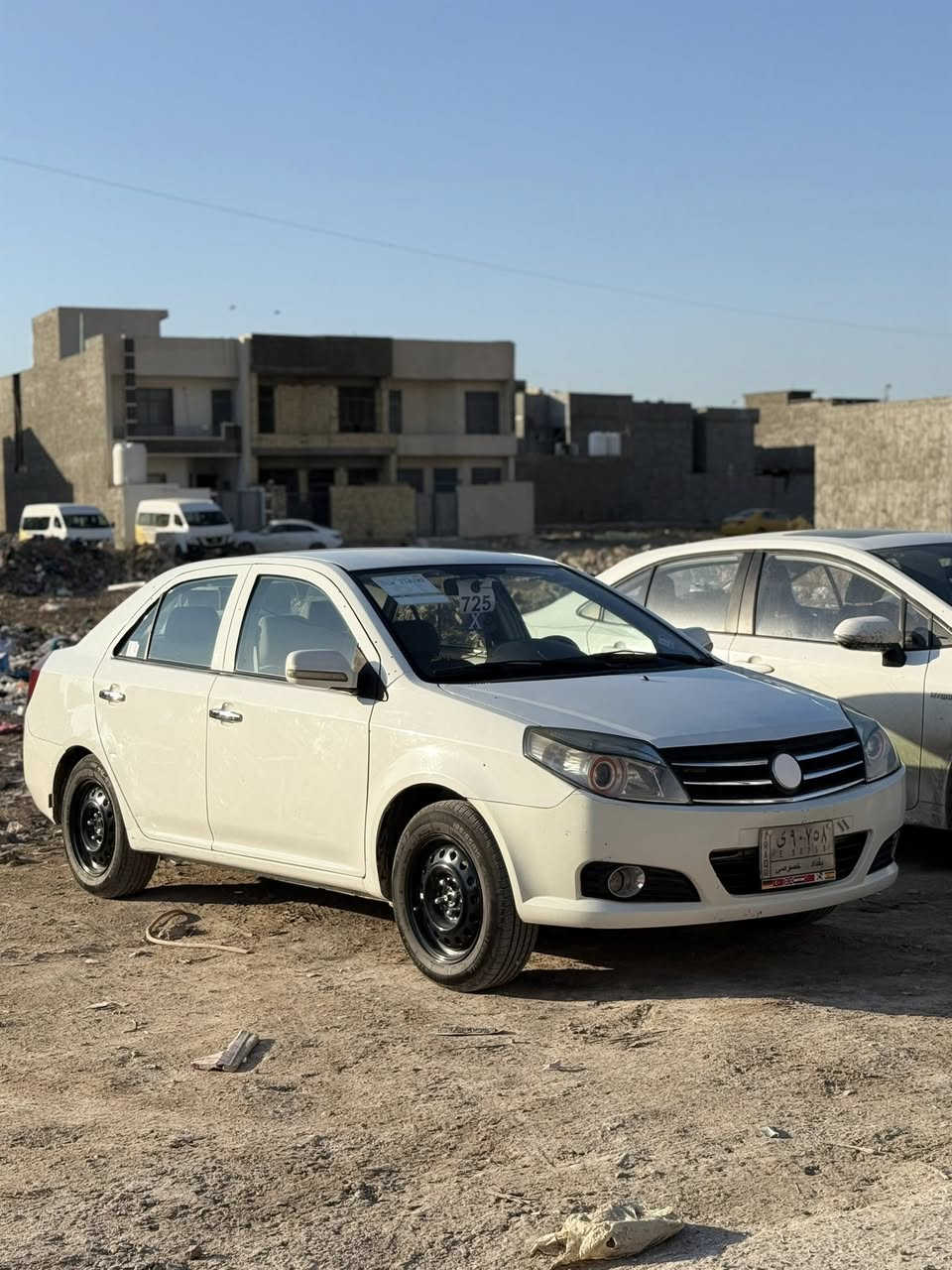 السلام وعليكم جيلي 2013 مكفوله السياره من الصبغ ولضربه فقط بارد السياره كير ومحرك وحداديه كله كفاله تبريد شغال تدفئه شغاله تراي يخبل كلش حلوه السياره مكاني بغداد البياع السعر 45 وبيهه مجال حك الجيه الرقم ***********
