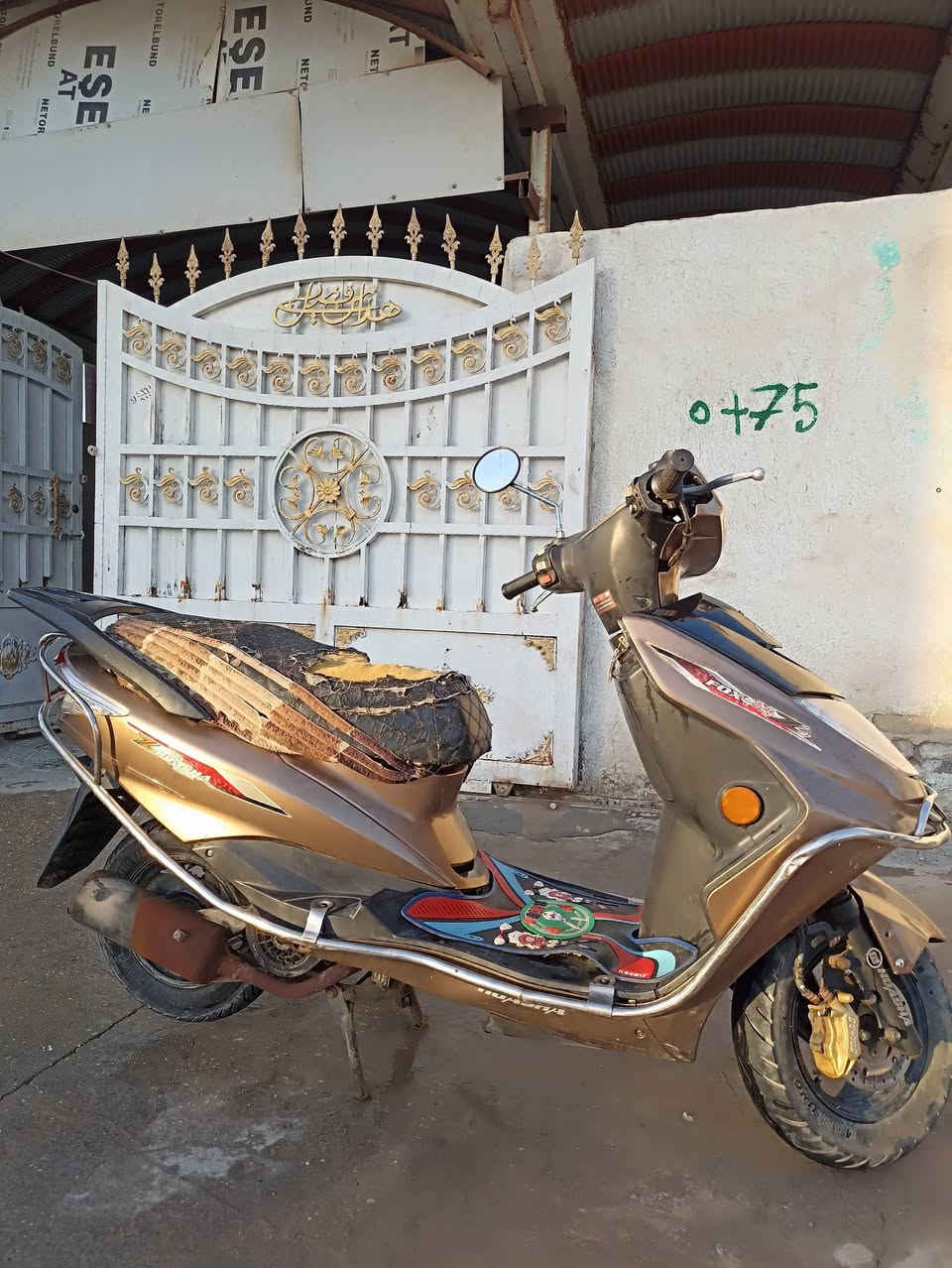 دراجة ثعلب للبيع
نضيفة 

سلف + هندر شغال 

كهربائيات شغاله 

كفرات نضيفه 

السعر 350 

بيها مجال للشراي 

التاوصل 

***********

متواجد واتساب
العنوان 
الديوانية _ الاسكان _ قرب مركز النهضه
