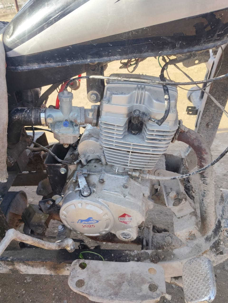 السلام عليكم 
ستوته ام تي ار موديل 2013اوراق كامله بيها محرك 2025 الستوته خير من الله كلها شغاله سلف وهندر التايرات كلها جوبلس 
للاستفسار *********** حله نادر مكلف بالنشر
