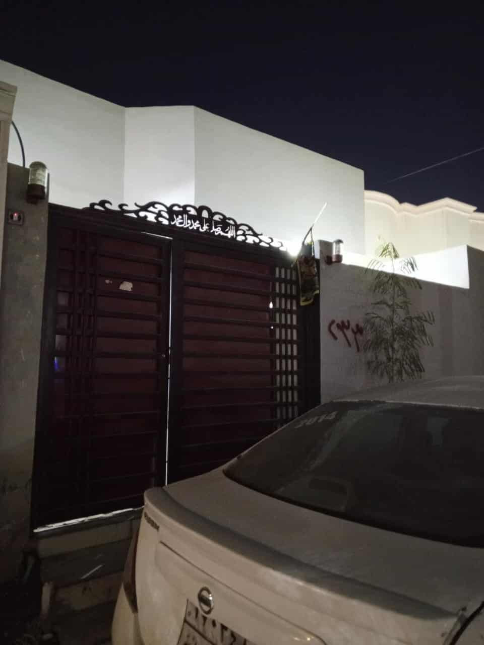 سلام عليكم
بيت طابو زراعي سند ٢٥ اقرار محكمه اب اسمي مقابيل قريه الغدير عمود ٢٤١ مساحته ١٥٠ م بيه غرفتين نوم وصاله واستقبال ومطبخ وحمامين داخلي وخارجي وبناءه درجه اولى وكوله ديكورات

٨٥ مليون وبيه مجال
***********
