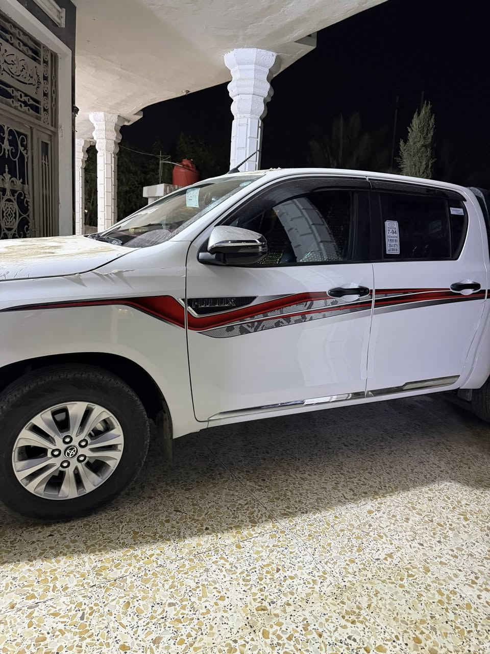 السلام عليكم تيوتا هايلوكس للبيع موديل ٢٠٢٥ كفالة عامه 
السعر ٢٩٠$ وبيها مجال
 للأستفسار مامتواجد عل فيس  : *********** 
***********
***********
