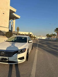 تنجيد جلد ٣ قطع • مقاعد مسخنة • أبل كاربلاي