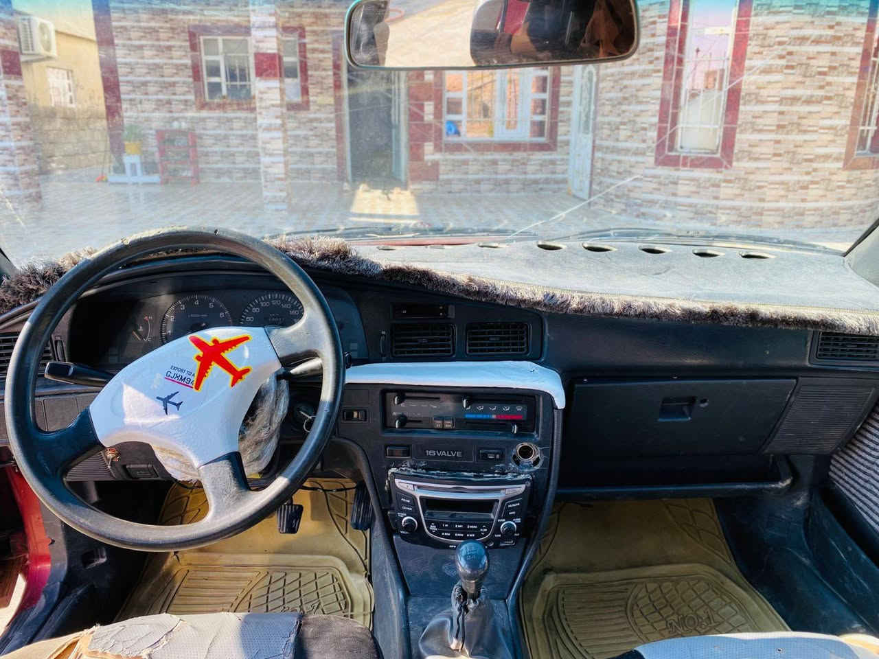 اسلام عليكم كارينا ٩١ رقم دولي نينوى باسمي شرط الوكالة والتحويل السياره شرط محرك وكير تبريد عايزو غاز تدفه نار صبغ مكانات صبغ مكانات غليله جماليه بدون دعم تايرات جديده صدر خلفي ولا أمامي نضيف السياره جاهزه من كلشي سعر ٣٥ وبيها مجال *********** خابر وتدلل
