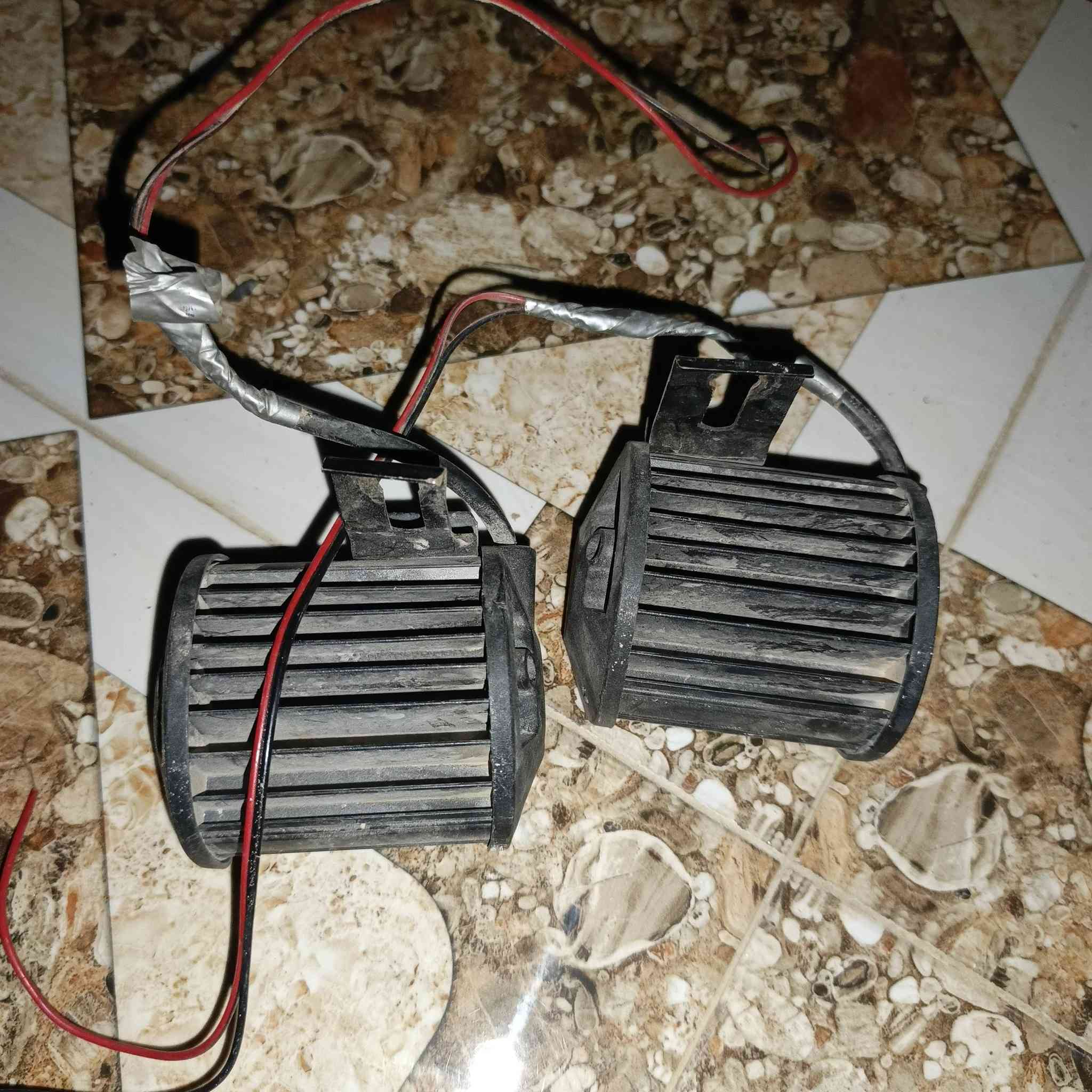 السلام عليكم بلاجكتورات للبيع شغالات علفحص كلمن وسعره ***********
