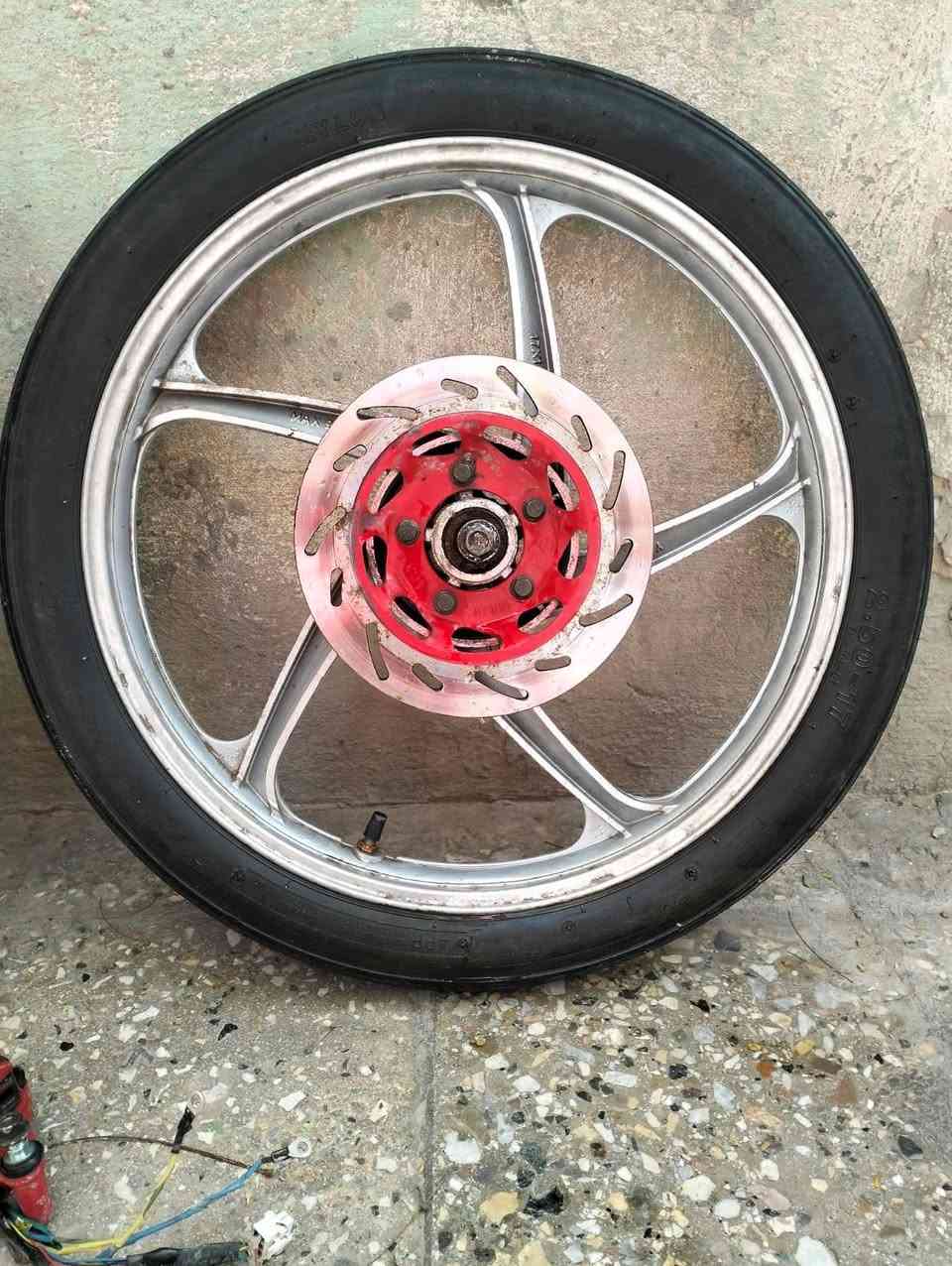 تايرات  وياله شحن  فقط بنجرات ب٣٠ ثنينهن


**إذا كنت صاحب هذا الإعلان وتريد حذفه لأي سبب، رجاءا أرسل رسالة إلى الدعم الفني**