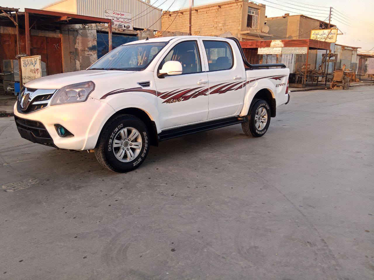 للبيع فتون موديل 2014  (مزاد وزراة الداخلية) بيه كتاب مزايدة تمشي بيه وين ماتريد سيارة جاهزه  مكفولة من الضربة والگلبة صبغ عام فقط رش تغير لون گير محرك مستيبوشي  حدادة  السعر 55 وبيه مجال  المكان ذي قار الرفاعي ***********
