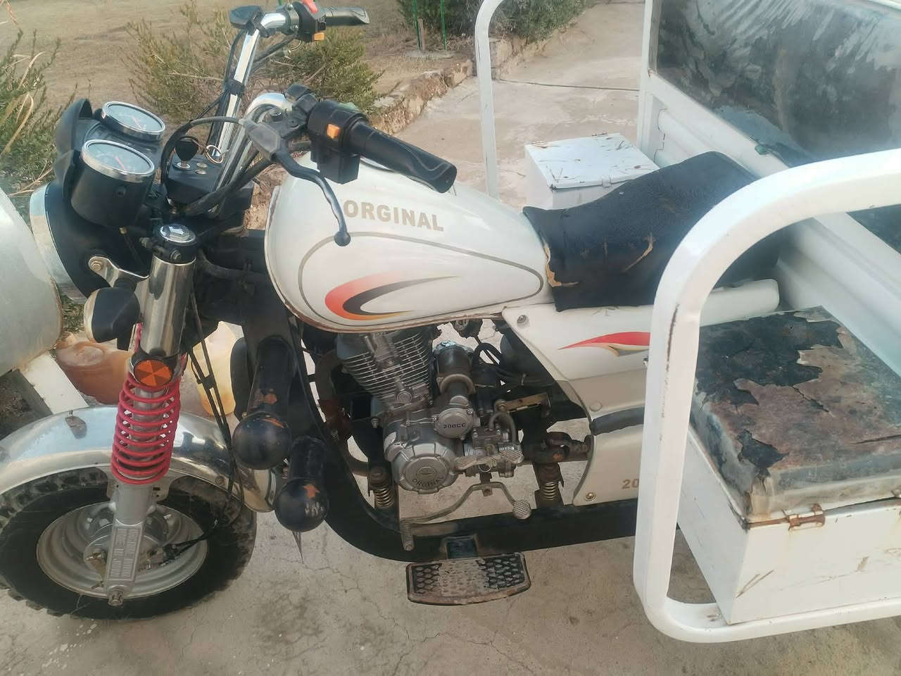 السلام عليكم ستوته للبيع نضيفه محرك مامفتووح وضع شركه للبيع اليريد يتواصل ويا هاذه ارقم +9647769403555
