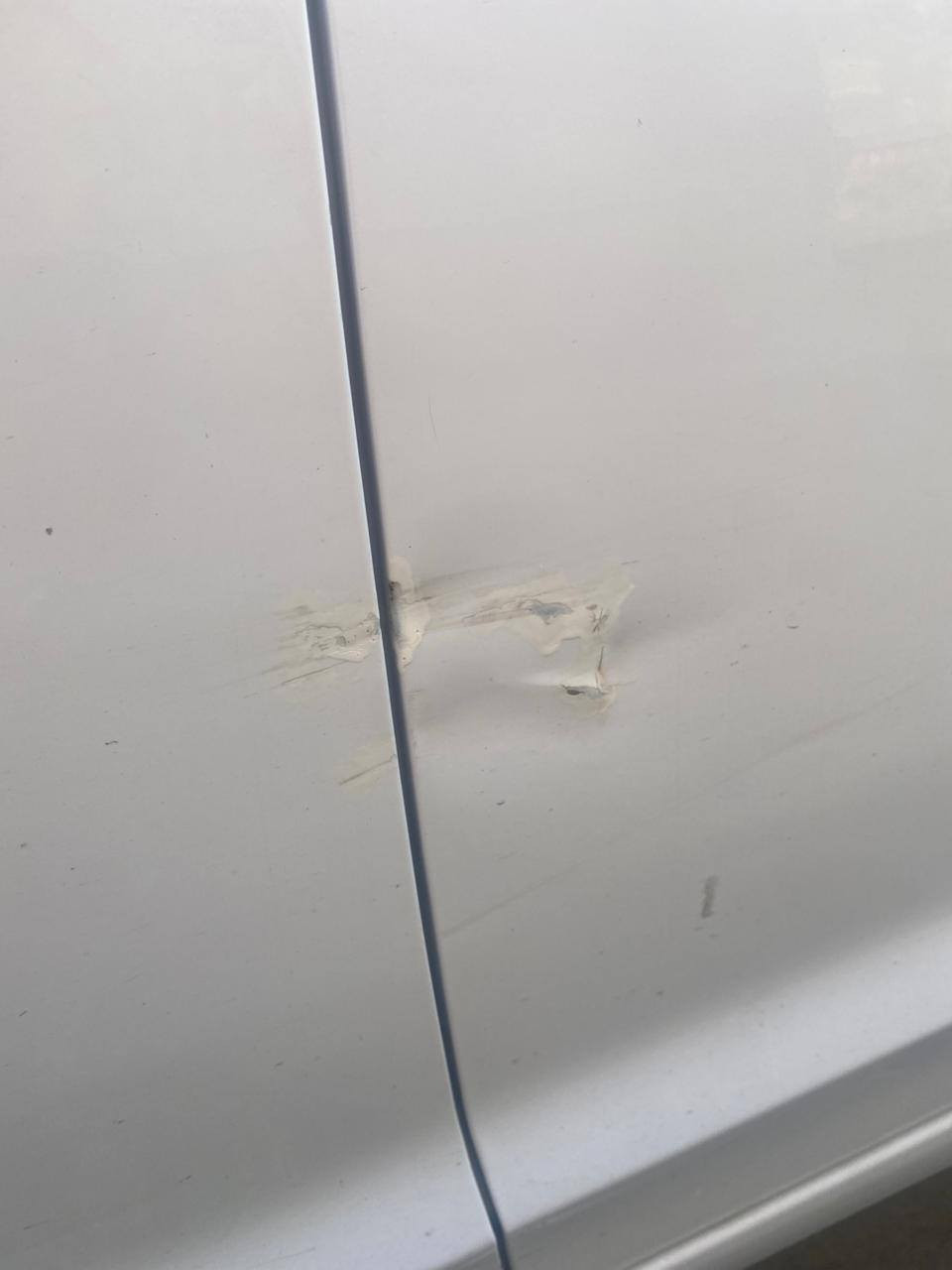 السلام وعليكم هونداي النترة 2019 مكفولة من صبغ مكينة ٢٠٠٠ فول مواصفات بصمة ترحيب  ماشية ٧٣ السعر 160 وبيهه مجال مكاني حي الجامعة ***********
