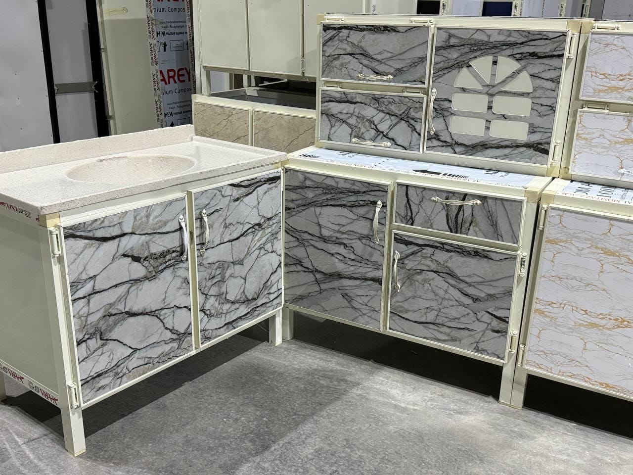 كاونتر متر ثلاث قطع ارضي وملحق وسنك مرمر 
السعر 180 الف  🔥🔥

التوصيل✈️ كافة محافظات العراق


**إذا كنت صاحب هذا الإعلان وتريد حذفه لأي سبب، رجاءا أرسل رسالة إلى الدعم الفني**