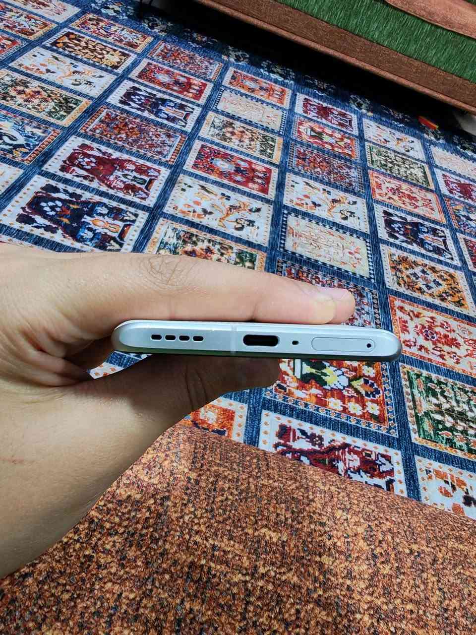 ريلمي جي تي تو برو كامل ملحقات نضيف بطاريه ٥٠٠٠ شاحنة ٦٧ واط رام ١٢ ذاكره ٢٥٦ العنوان بغداد الشعب+9647762228066
