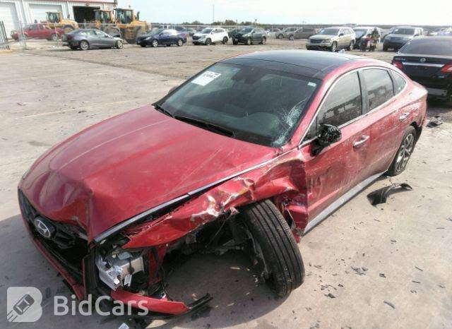 سوناتا موديل 2021 فول الفول بانوراما 5 وضعيات قيادة اسبورت وغيرها رادارات امامي خلفي جوانب السعر 135 مستعجل سعرها امناسب مكاني بغداد *********** حادثها امبين ناشرة ابسيارة بدون اي نقص
