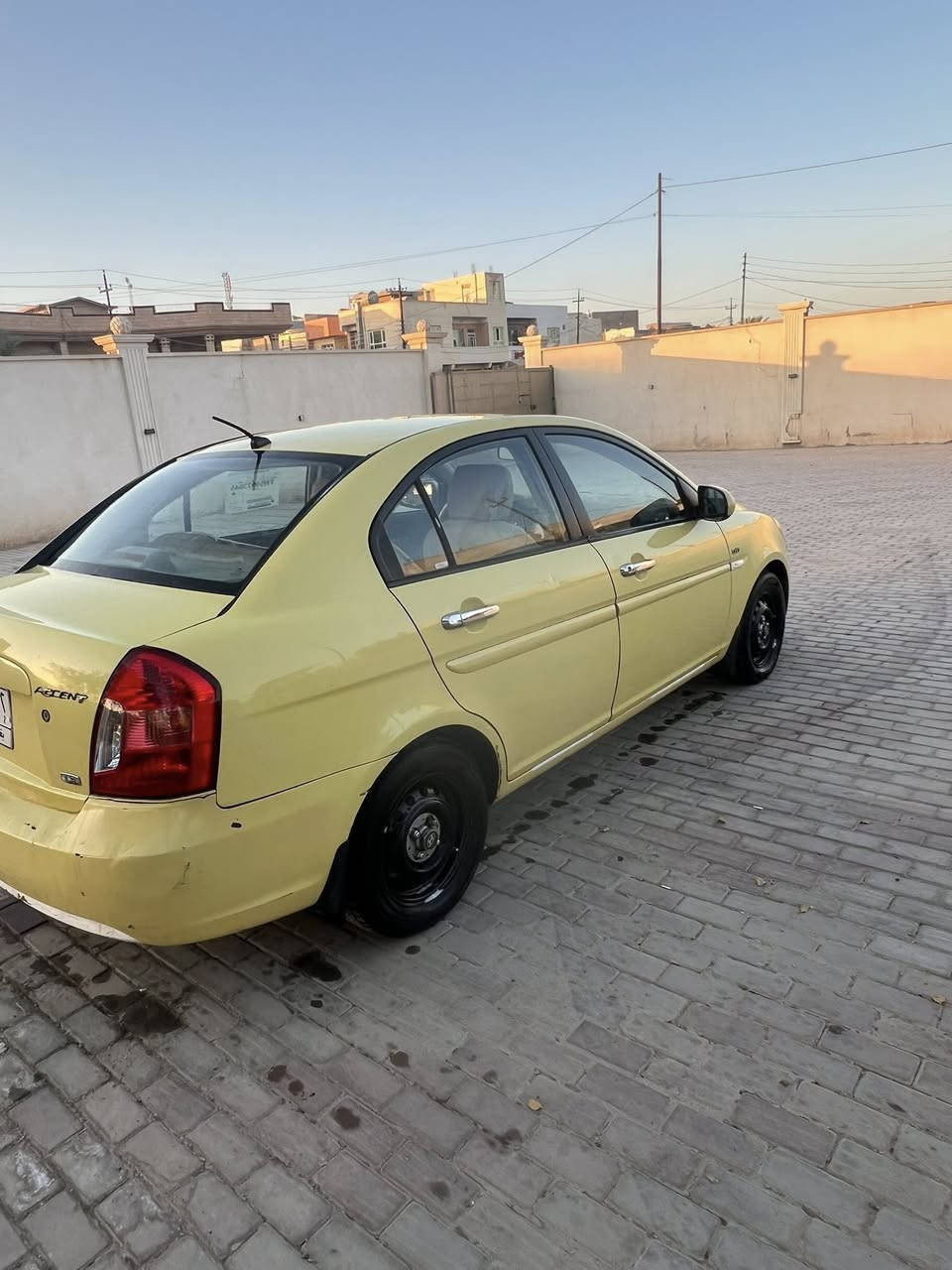سلام عليكم للبيع اكسنت موديل ١١ خليج رقم بغداد بسمي سعره ٨٥ بيه مجال وهذا رقمي ***********
