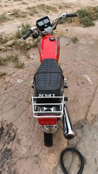 سلام عليكم دراجه للبيع شاصي ومكينه مكفول كله نامه شلامجه مكاني ميسان ناحية المشرح السعر  780 وبيه مجال   هاذ الرقم فقط واتساب***********
