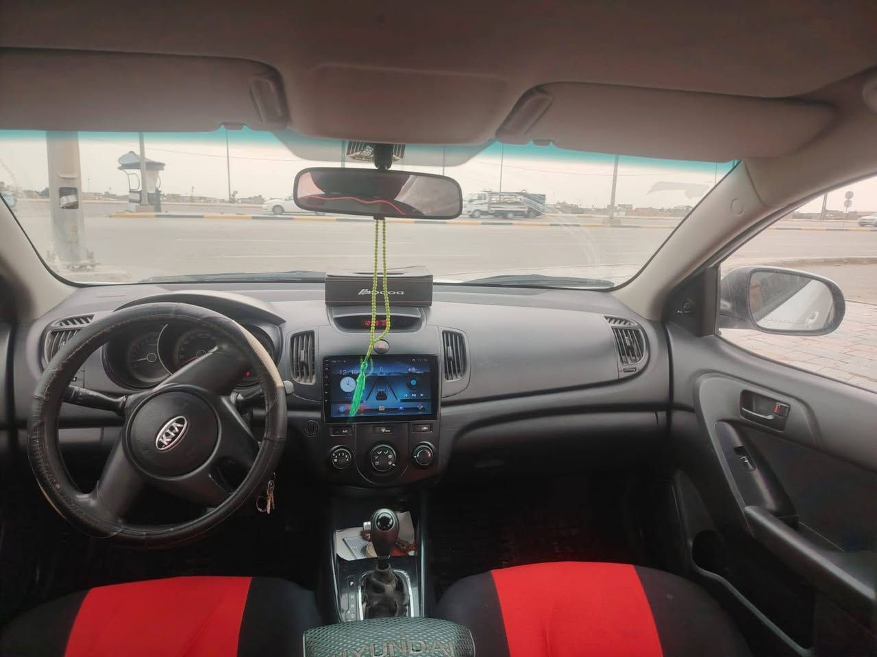 السلام عليكم سياره نوع سيراتو مديل 2012 خلجيه مكفوله كير مكينه حداد تخم تاير تبريد مكينه 1600 دوش السعر98  وبيها مجال بسيط  العنوان كربلاءرقم الهاتف ***********
