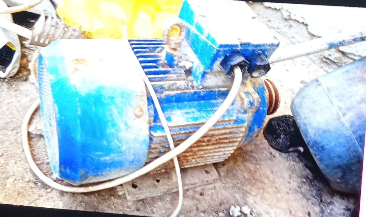 اسلام عليكم اخوان هاي كمبريسر للبيع شغال الي يفيده يخابرني ***********
