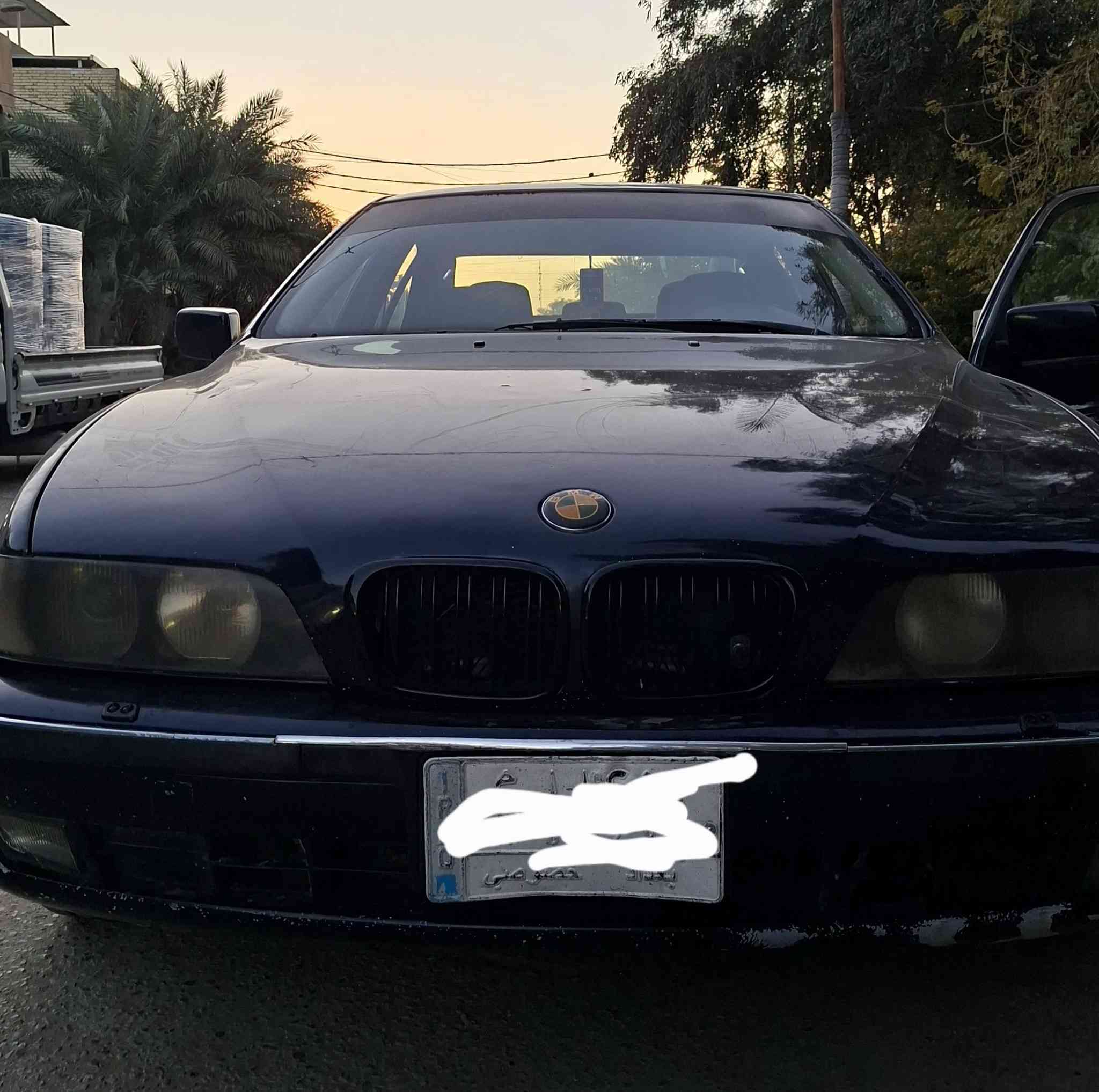 بي ام صقر
موديل 2000
رقم بغداد
مكينه 28تك فانوس [بيها تنقيص]
حداديه تبريد كهربائيات بلاديه السياره 
73ومجال بسيط
مكان السياره نجف 
***********
