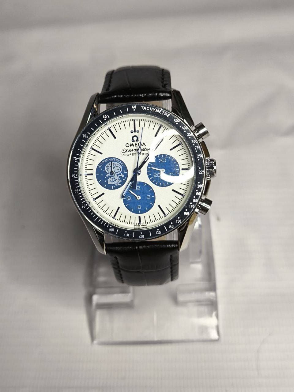 ساعة من ماركة اومكا OMEGA
تحفة فنية 
تصميم فضائي
مكينة كوارتز ناعمة (ماطور) نظام ستوبوج (جميع السناتر شغالة)
ميناء  مميز  مع لامينوس فول ارقام واميال 
زجاج زفير ضد الخدش 
مقاومة الماء والغبار 
سير جلد طبيعي 
مختمة بالكامل

ملاحظة :- متوفر قطعة واحدة فقط 
🔴ملاحظة :- السير مستبدل وليس الاصلي

السعر :45 ع اول تم 
للحجز والاستفسار يرجى مراسلة الصفحه


**إذا كنت صاحب هذا الإعلان وتريد حذفه لأي سبب، رجاءا أرسل رسالة إلى الدعم الفني**